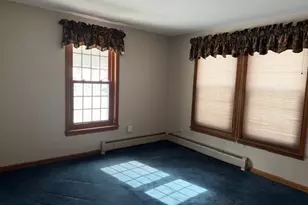 96 Townsend St, Pepperell, MA 01463 - Photo 9