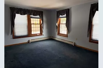 96 Townsend Street, Pepperell, MA 01463 - Photo 9