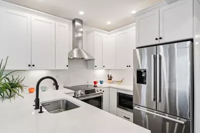 12-14 Porter St #12, Boston, MA 02130 - Photo 9