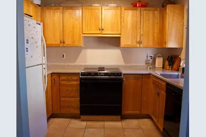 32 Saint Paul Street #7, Brookline, MA 02446 - Photo 3