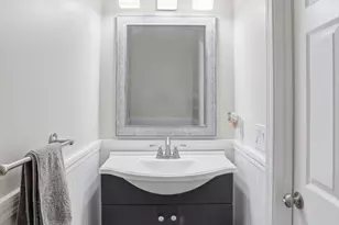 100 Merrimack Ave, Dracut, MA 01826 - Photo 23