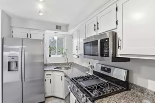 100 Merrimack Ave, Dracut, MA 01826 - Photo 7