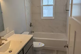 27 Orange St, Boston, MA 02131 - Photo 15