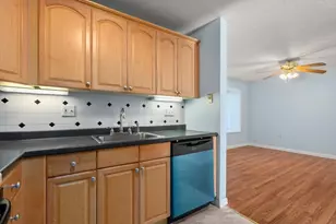 45 Lakeside Ave, Marlborough, MA 01752 - Photo 9