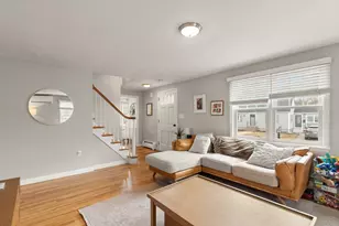 7 Larkin Ln, Salem, MA 01970 - Photo 9