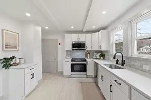 41 Fremont St, Taunton, MA 02780 - Photo 7