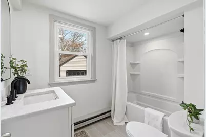 41 Fremont St, Taunton, MA 02780 - Photo 5