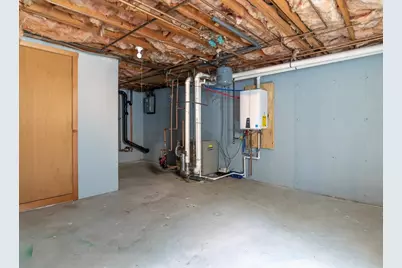 184 Cambridge Cir, Longmeadow, MA 01106 - Photo 33