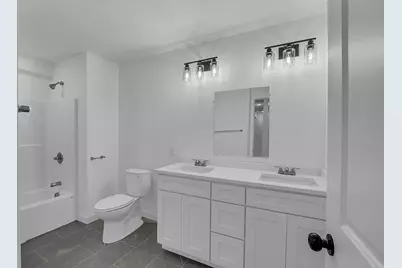 50 Frankfort St #13, Fitchburg, MA 01420 - Photo 13