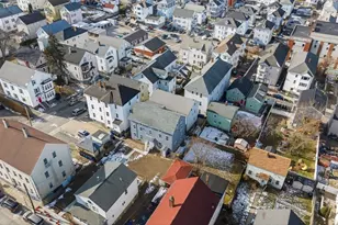 169 Grant St, Fall River, MA 02721 - Photo 5