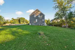 124 Tiffany St, Attleboro, MA 02703 - Photo 9