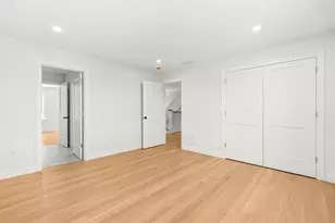 14 Liana St, Woburn, MA 01801 - Photo 29