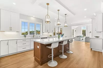 14 Liana Street, Woburn, MA 01801 - Photo 9