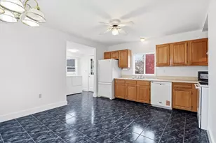 129 Eutaw Ave, Lynn, MA 01902 - Photo 3