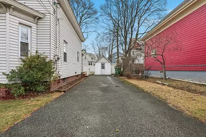 129 Eutaw Ave, Lynn, MA 01902 - Photo 21