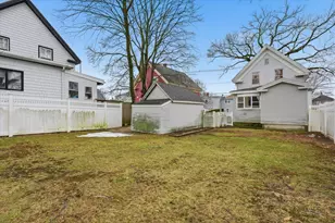 129 Eutaw Ave, Lynn, MA 01902 - Photo 23