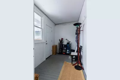 7 Connecticut Ave #1, Somerville, MA 02145 - Photo 9