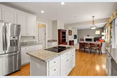 65 Amberville Rd, North Andover, MA 01845 - Photo 13