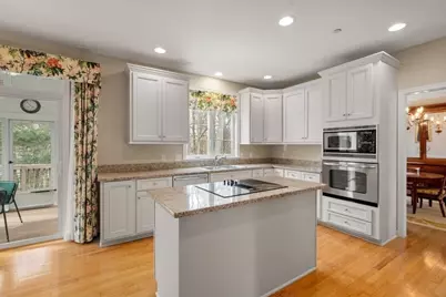 65 Amberville Rd, North Andover, MA 01845 - Photo 15