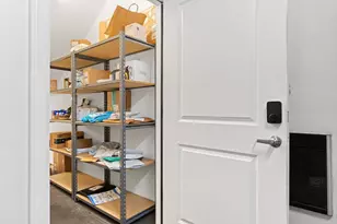 170 W Broadway, Boston, MA 02127 - Photo 25