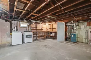 18-20 Genetti Cir, Bedford, MA 01730 - Photo 37