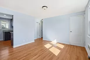 18-20 Genetti Cir, Bedford, MA 01730 - Photo 3