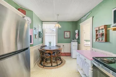 22 Blueridge Ave, Saugus, MA 01906 - Photo 13