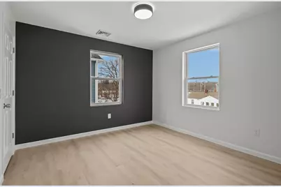 19 Newbury St, Providence, RI 02904 - Photo 29