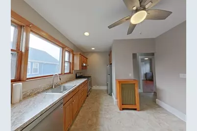 9 Saint James Rd #9, Medford, MA 02155 - Photo 7