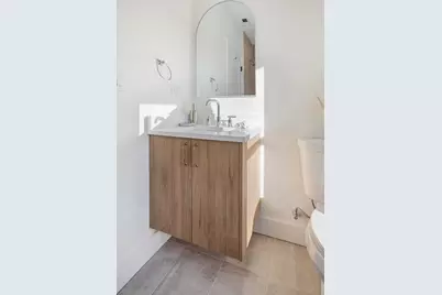 10 Bartlett St #2, Somerville, MA 02145 - Photo 15