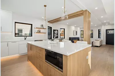 10 Bartlett St #2, Somerville, MA 02145 - Photo 13