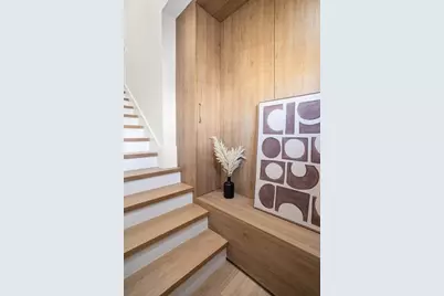 10 Bartlett St #2, Somerville, MA 02145 - Photo 5