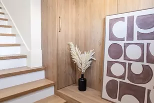 10 Bartlett St, Somerville, MA 02145 - Photo 5