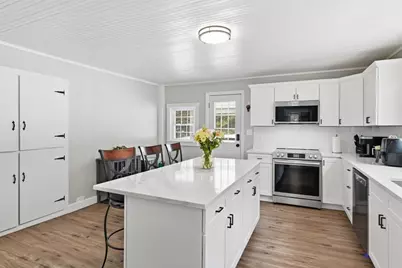 46 Smith St, Palmer, MA 01069 - Photo 13