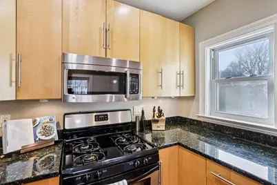 39 Forest St #39, Arlington, MA 02476 - Photo 11