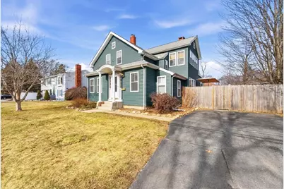 589 Smithfield Rd, North Providence, RI 02904 - Photo 3