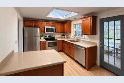 5 Starling Ave, Kingston, MA 02364 - Photo 3