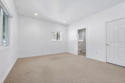 1 Douglass Grn #1, Woburn, MA 01801 - Photo 17