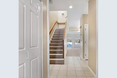 1 Douglass Grn #1, Woburn, MA 01801 - Photo 3