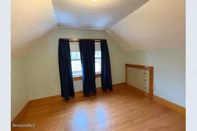 84 North Summer St, Adams, MA 01220 - Photo 25