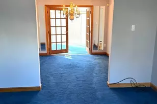 87 Auburn St, Saugus, MA 01906 - Photo 11