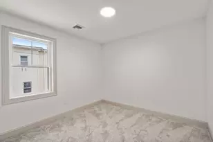 2 Lodi St, Worcester, MA 01608 - Photo 21