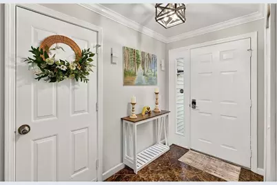 110 Ridgefield Cir #C, Clinton, MA 01510 - Photo 3