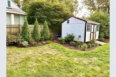 53 Winfield St, Dedham, MA 02026 - Photo 27