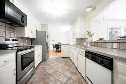 15 Alroy Rd, Weymouth, MA 02190 - Photo 9