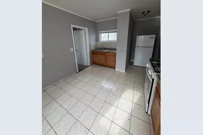 43 Adams St #1, Lynn, MA 01902 - Photo 3