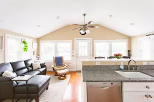 62 Cottage St, West Brookfield, MA 01585 - Photo 3