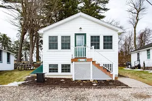 62 Cottage St, West Brookfield, MA 01585 - Photo 33