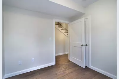 4 Kemp #3, Boston, MA 02127 - Photo 13