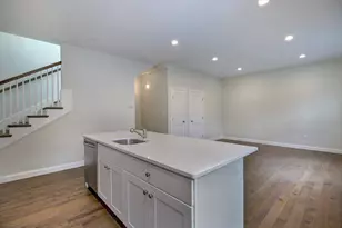 4 Kemp, Boston, MA 02127 - Photo 9